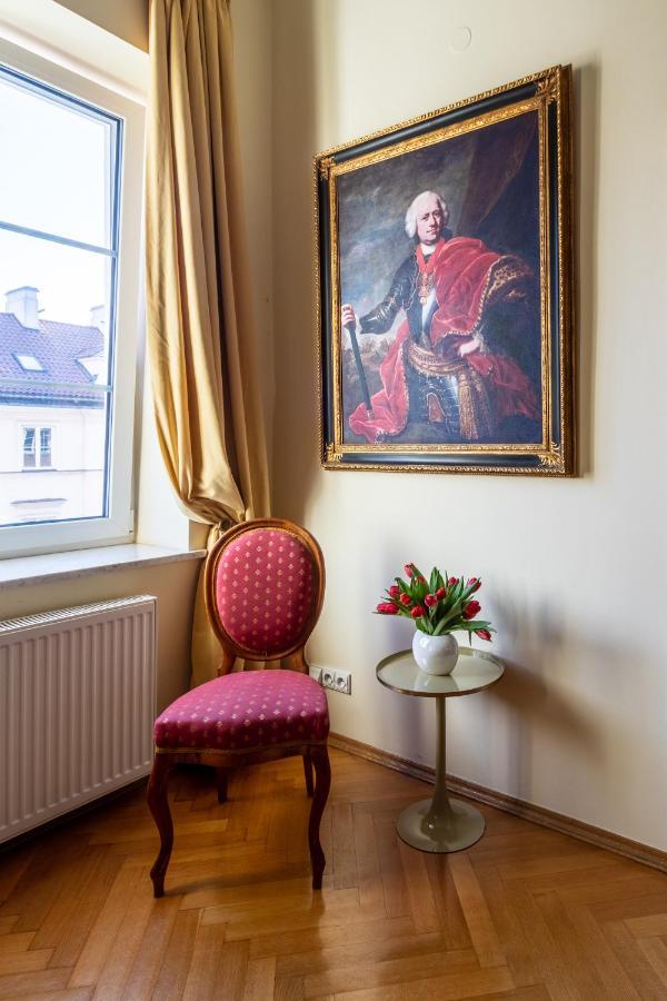 Apartament Luster I Obrazow Warschau Exterior foto